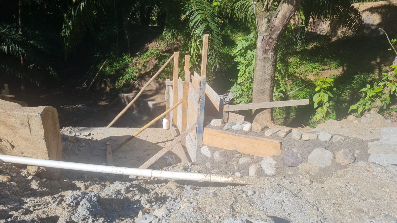 Pavimentación – Estación UNO Valle Dorado